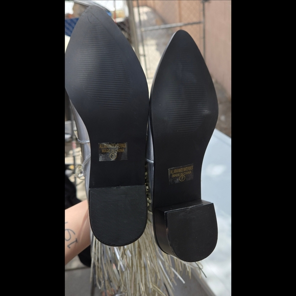 Chase & Chloe Malena Fringe Western Ankle Boots - Picture 13 of 13